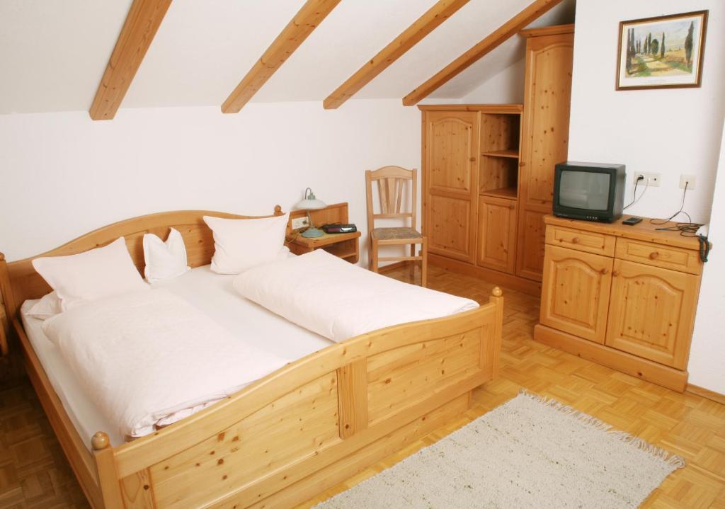 Gaestehaus Ortner Liesing ภายนอก รูปภาพ