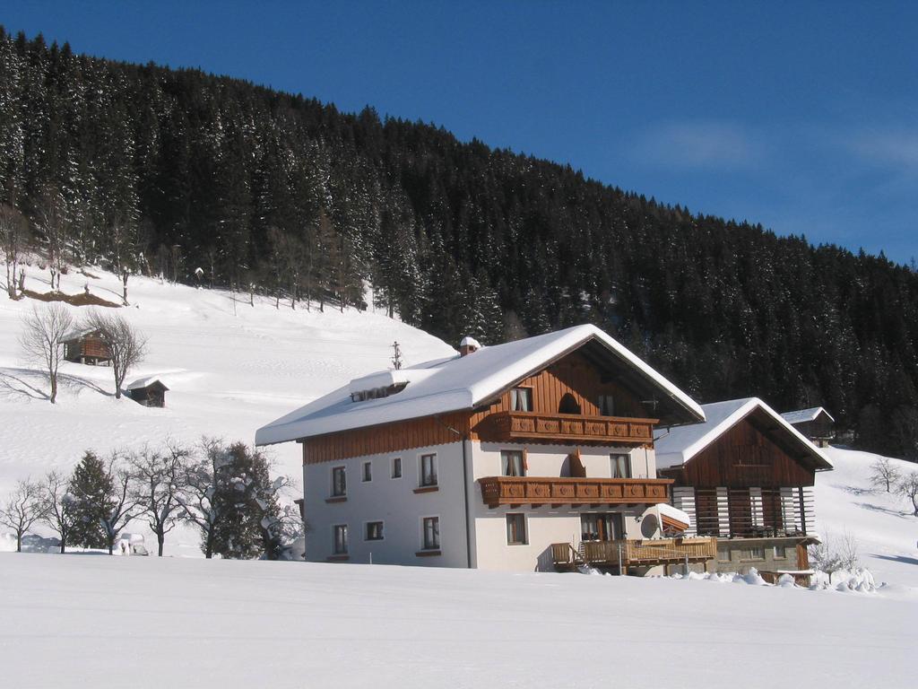 Gaestehaus Ortner Liesing ภายนอก รูปภาพ