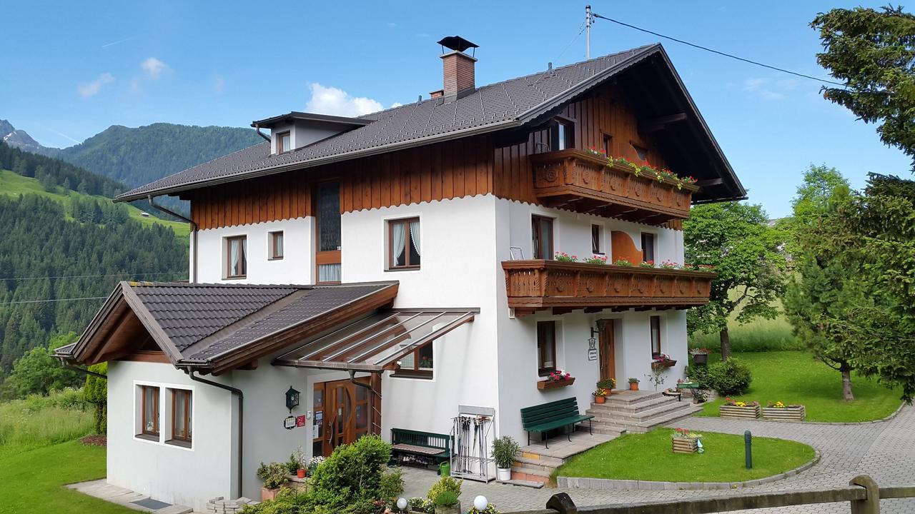 Gaestehaus Ortner Liesing ภายนอก รูปภาพ